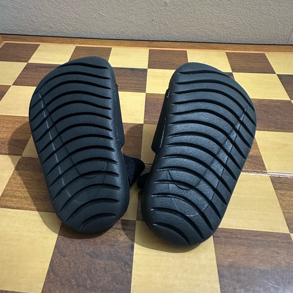 Nike Kawa Slide Black/Vivid Pink Size 4C - Picture 5 of 6